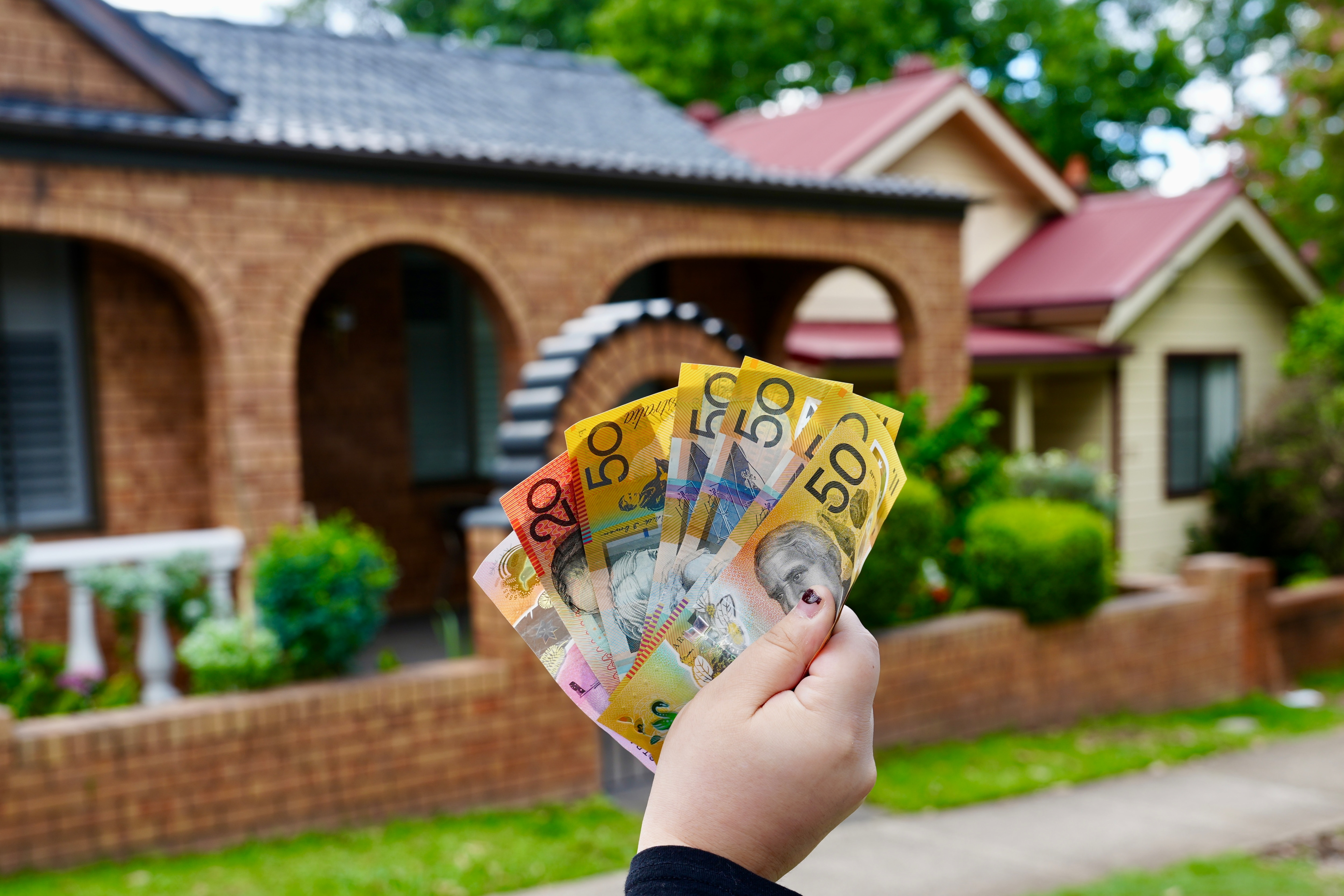 Brave budget needed to combat inflation, economists say