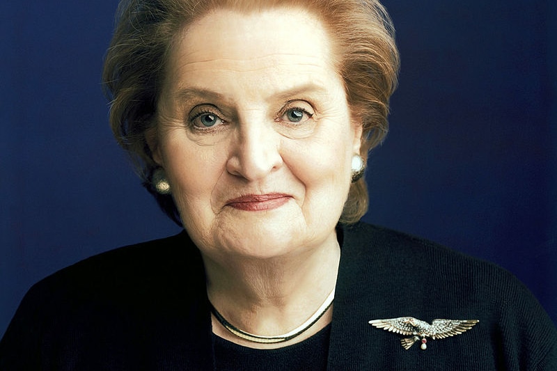 The official secretary of state portrait of Madeleine Albright.