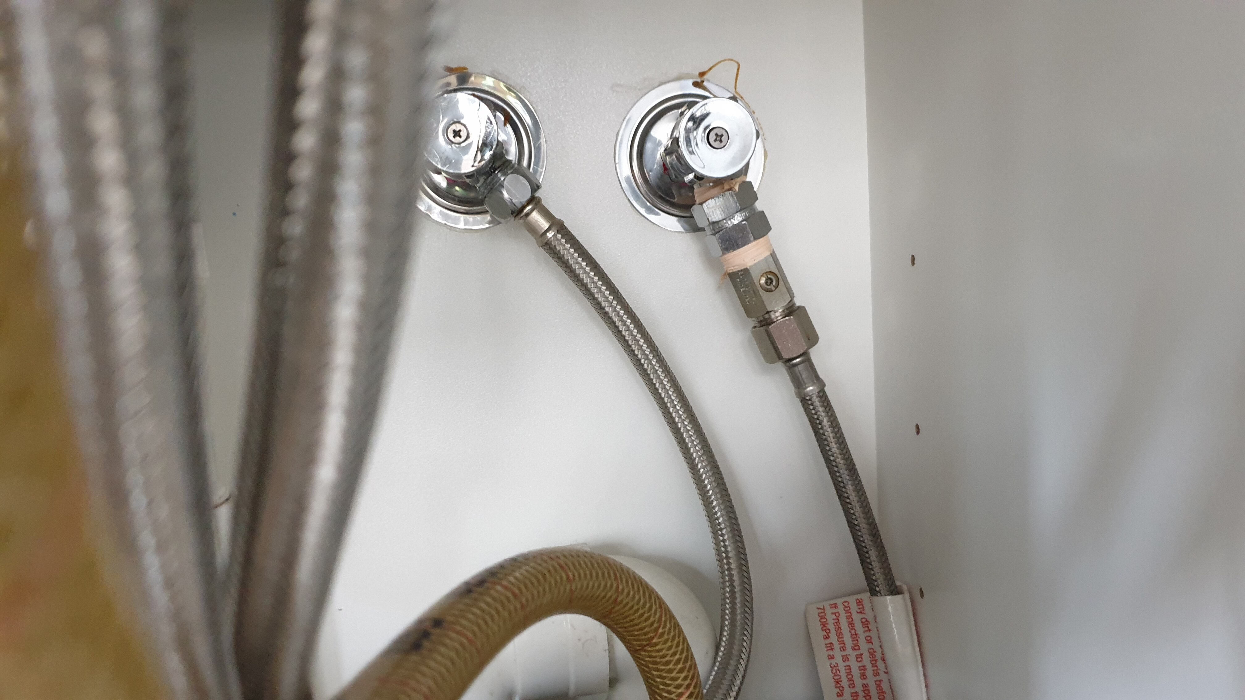 Flexi pipes are a cheap plumbing hardware for your home but could cost