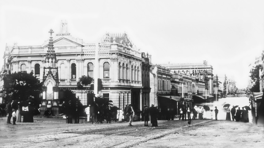 An historic photograph of Brisbane's CBD after the 1893 floods