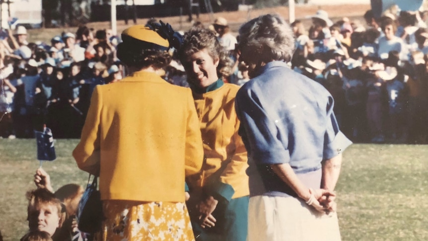 Kerry Pettit Meets Queen in Kalgoorlie-Boulder