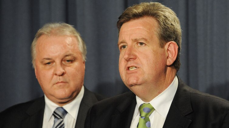 NSW Opposition leader Barry O'Farrell (right) holds a press conference with his treasury spokesman