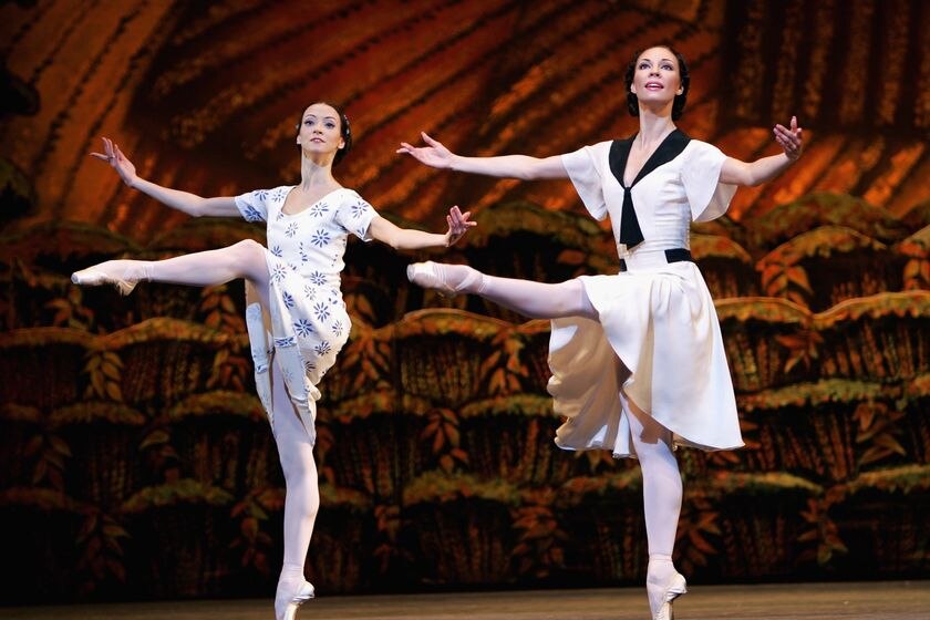 Two ballerinas with the Bolshoi ballet perform onstage (Getty Images: Chris Jackson)