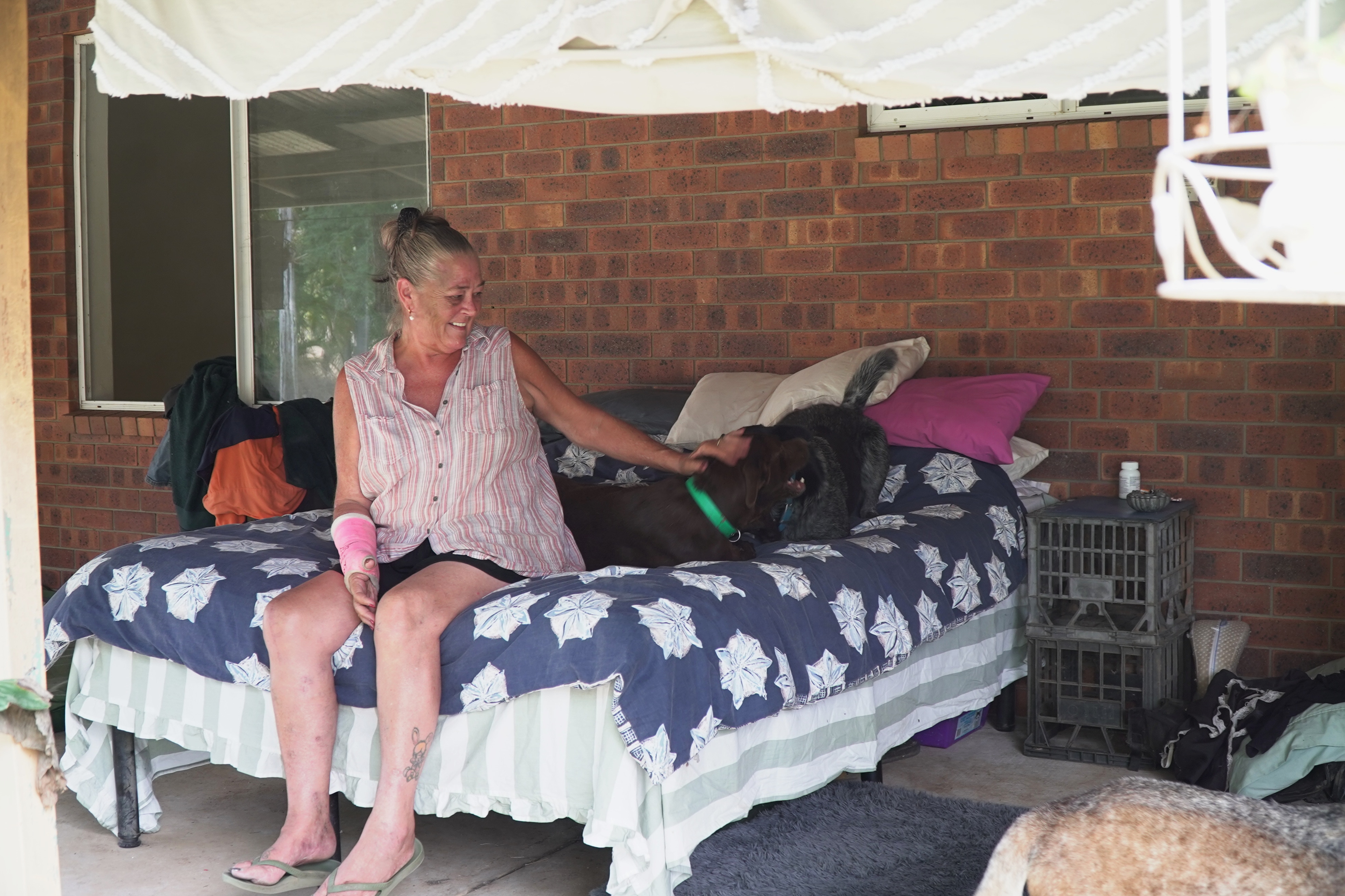 Katherine couple still sleeping on verandah three months after major flooding