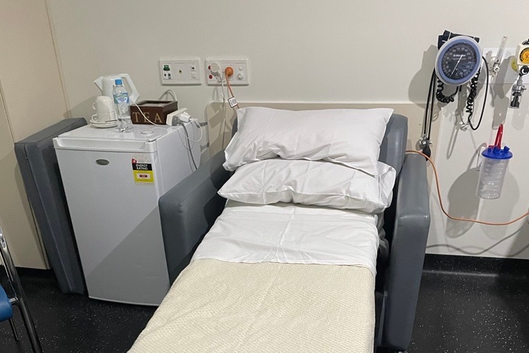 IMG_Palliative care bed