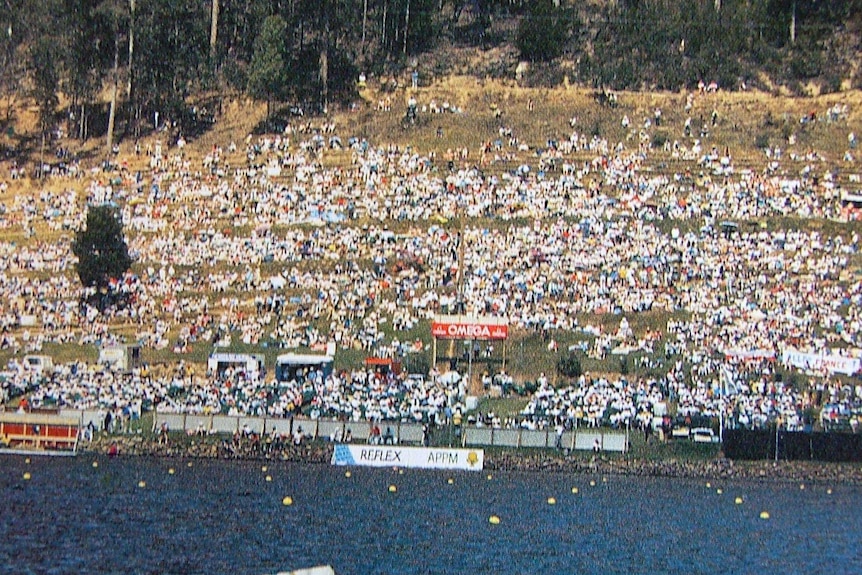 Crowds at the World Rowing championships in 1990.