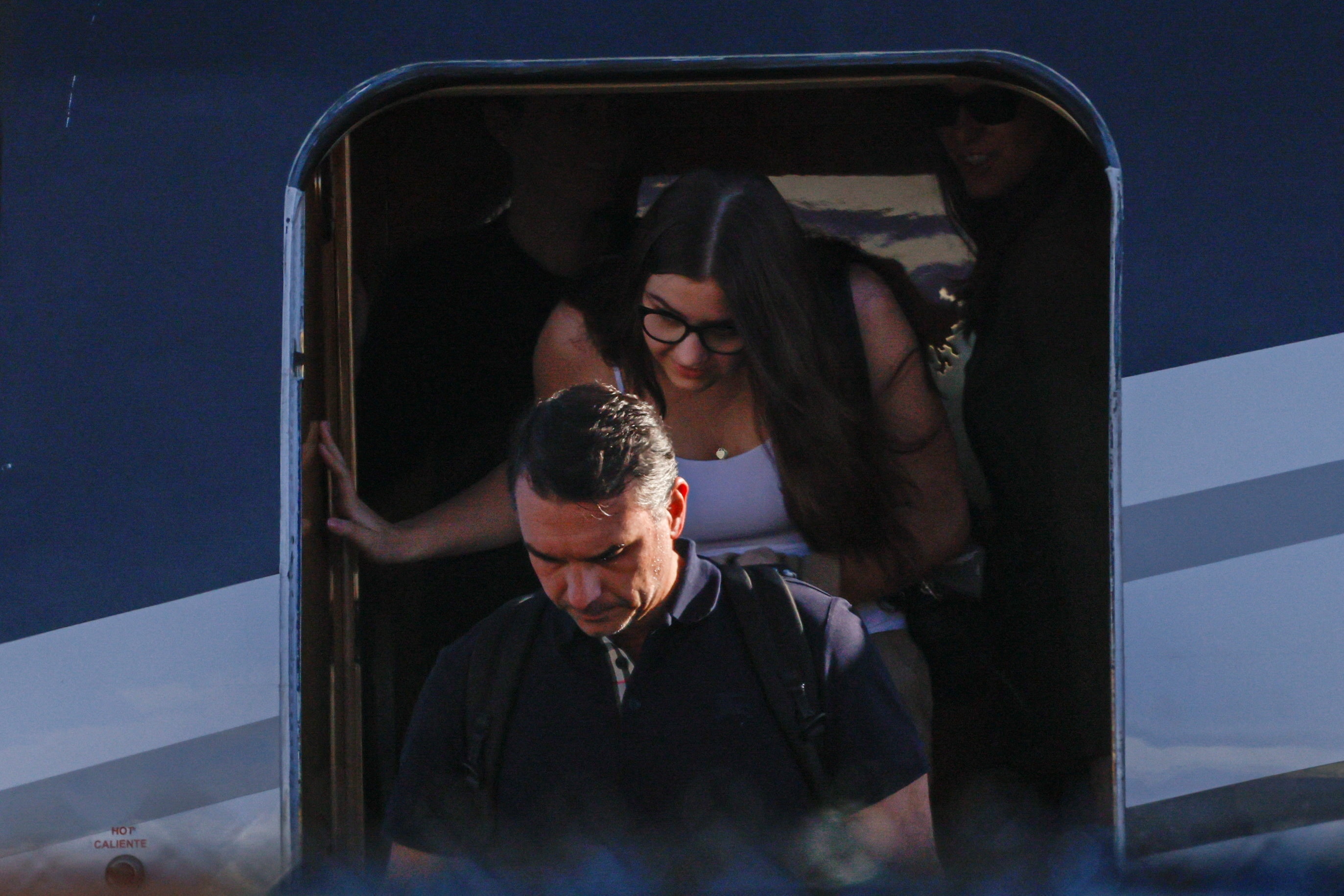 Breaking: Flavio Bolsonaro arrives in Miami after fleeing Brazil