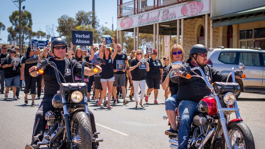 Local motorbike club lead the White Ribbon Day march in Kalgoorlie.