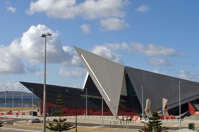 Long shot of Albany Entertainment Centre on the foreshore on sunny day