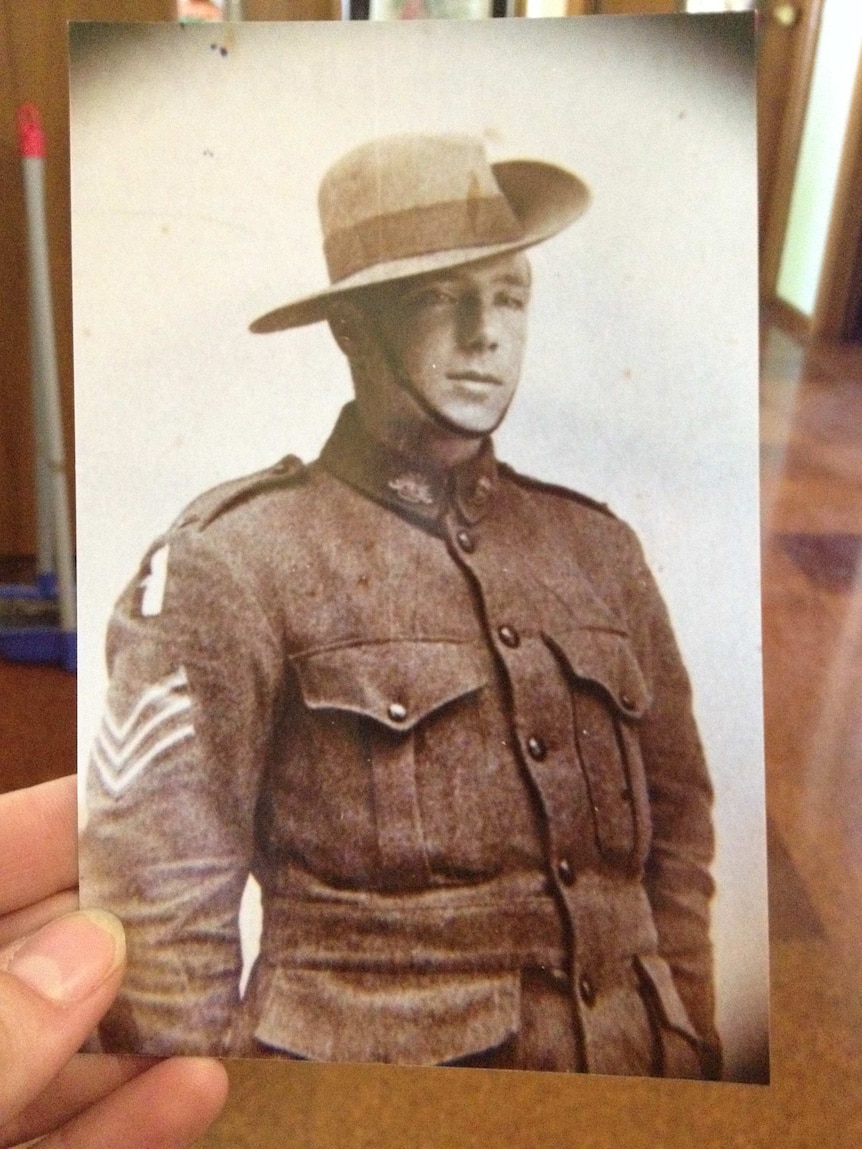A portrait of WWI soldier Thomas Hendrick at 21 years old.