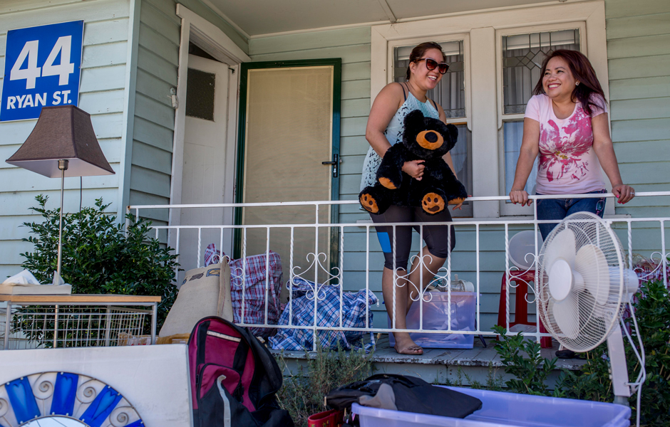 Lelee Tran and her daughter Kim have a garage sale