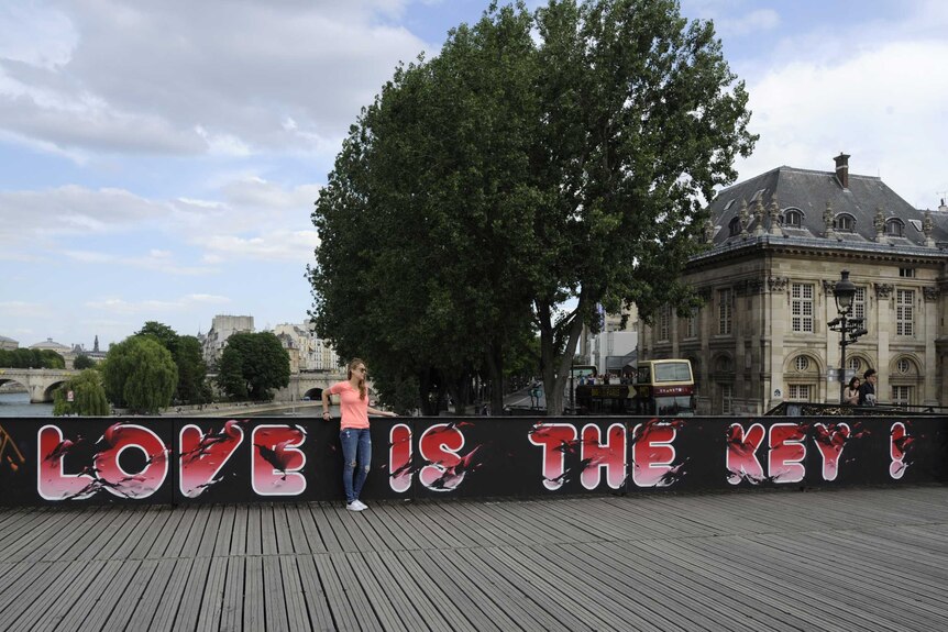 Love Locks on Pont Des Arts Bridge in Paris being taken down