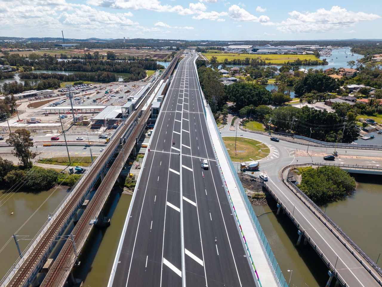 abc.net.au - Dominic Cansdale - $3.4b Coomera Connector stage one to open after construction cracks probed
