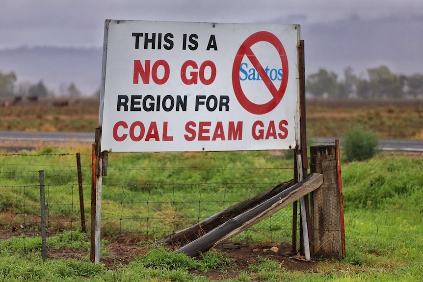 A No CSG sign by a barbed wire fence on rural land near Narrabri