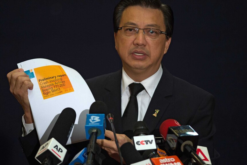 Malaysia transport minister Liow Tiong Lai with the MH17 report findings