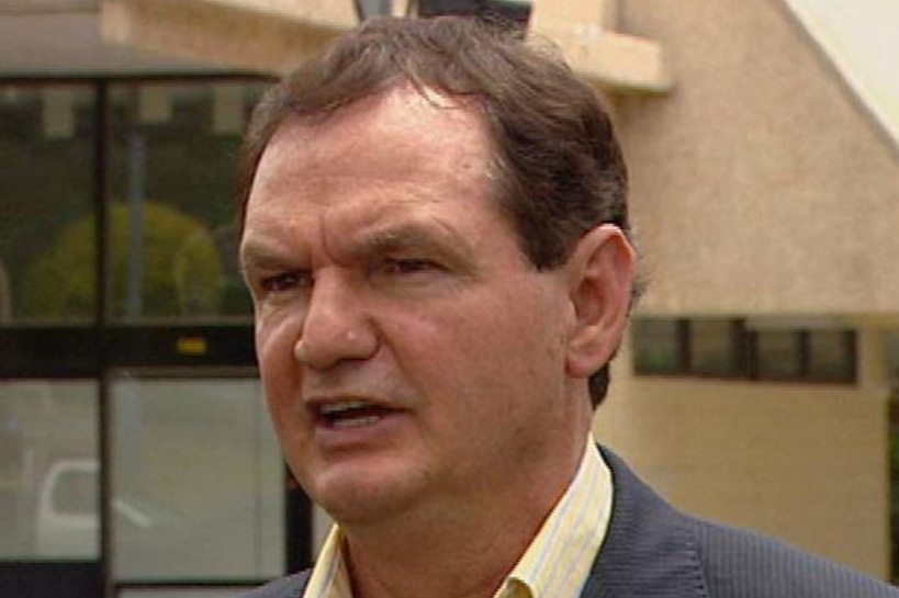 Ipswich Mayor Paul Pisasale speaking to the media on October 21, 2008.