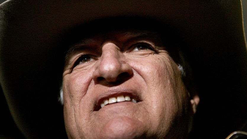 Mr Katter says the party is also in talks to run candidates in three other states.