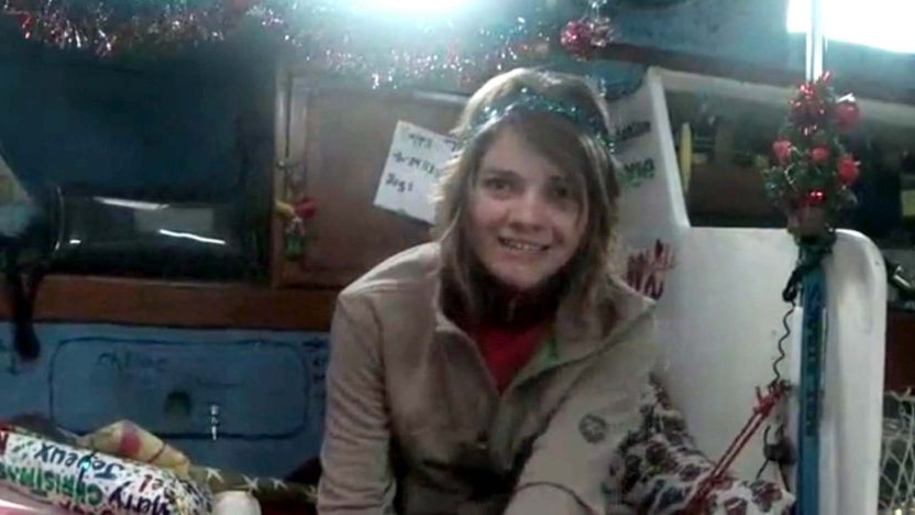 Teenage solo round-the-world yachtswoman Jessica Watson telecasts a Christmas message