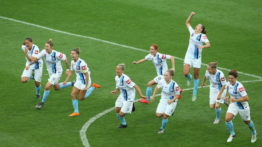 Melbourne City players celebrate beating Brisbane Roar in W-League semi-final