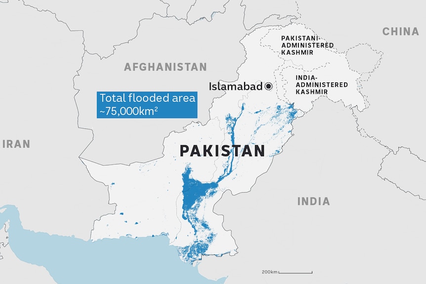 A map of Pakistan showing the flooded areas in blue.