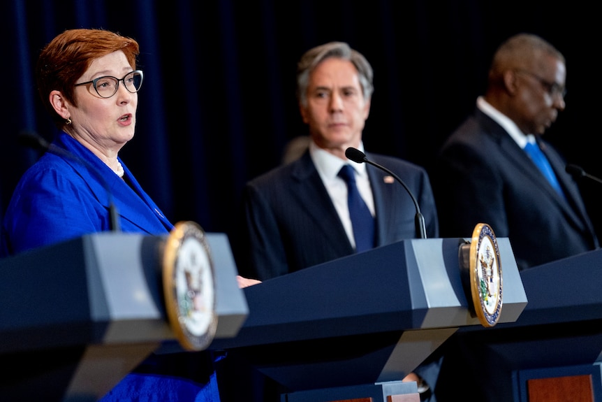 Australian Foreign Minister Marise Payne and US Secretary of State Anthony Blinken speak from lecterns at a bilateral meet