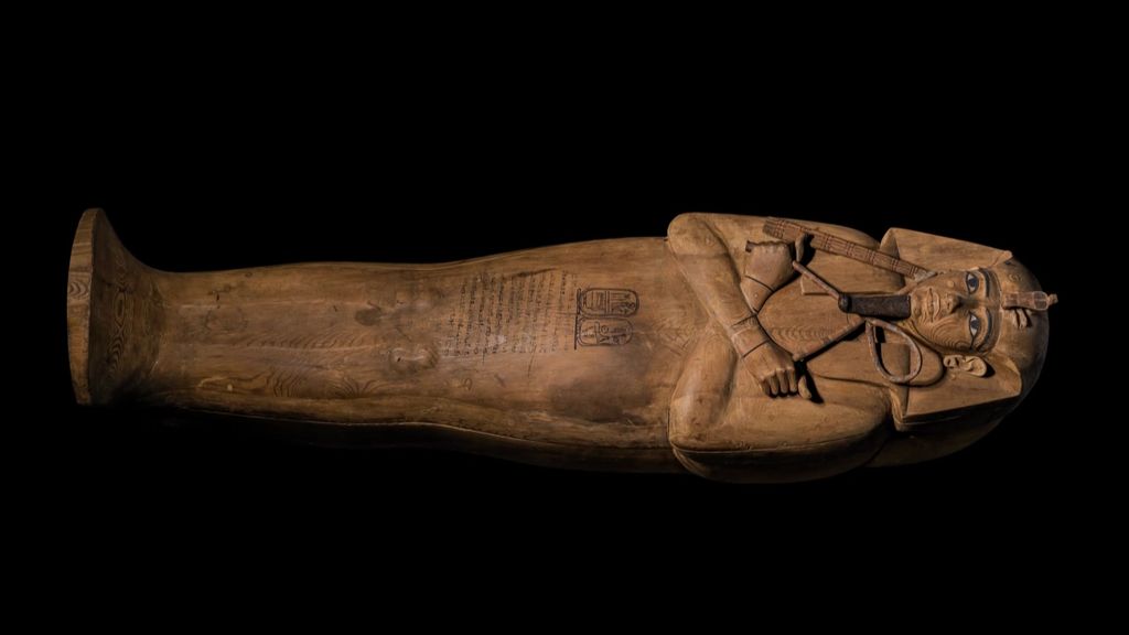 The treasures of Pharaoh Ramses II arrive in Australia - ABC News