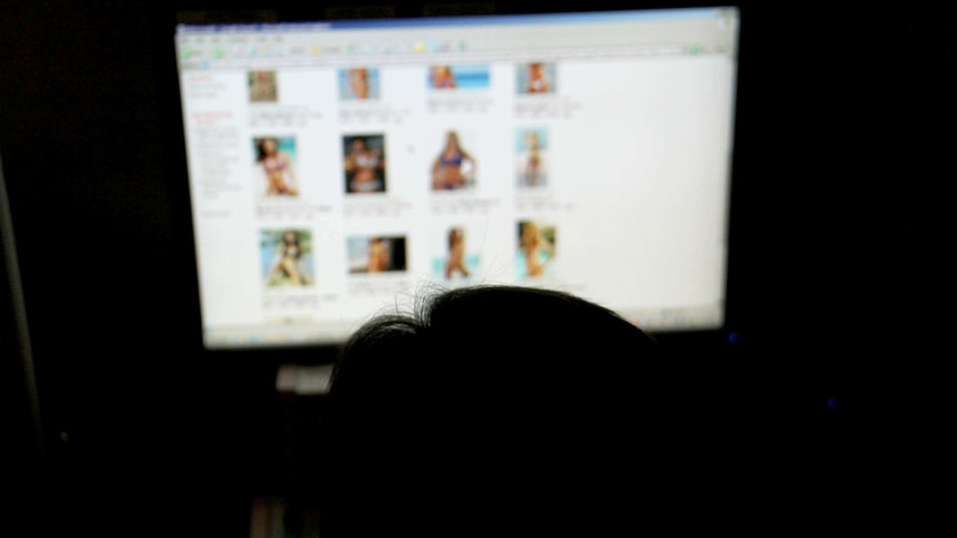 Film Porno Usia 16 Thn - Dianggap Bahayakan Anak Muda, Nonton Konten Porno di Australia Akan Butuh  Verifikasi Usia - ABC News