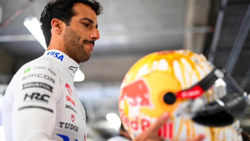 Daniel Ricciardo qualifies fifth for Canadian F1 Grand Prix and hits back  at Jacques Villeneuve over criticism - ABC News