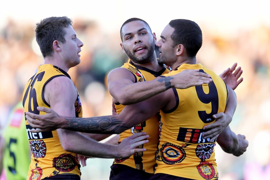 Shaun Burgoyne celebrates kicking goal for Hawthorn