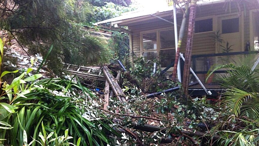 Landslide at Bilgola on Sydney's northern beaches after a water main burst, creating a 'sink hole'.