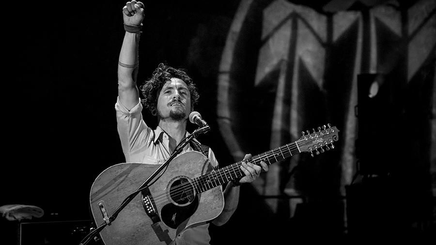 John Butler Trio stand up to the bullies on new single - Double J