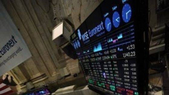 Wall Street snaps a three day gain