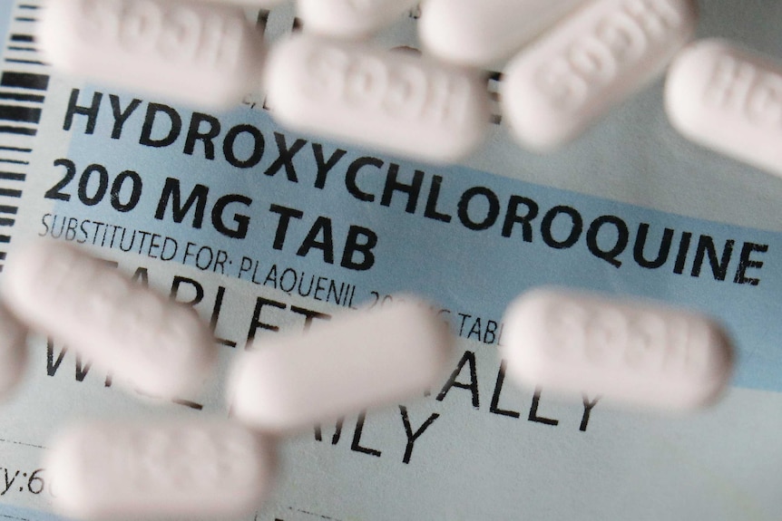 An arrangement of hydroxychloroquine tablets.