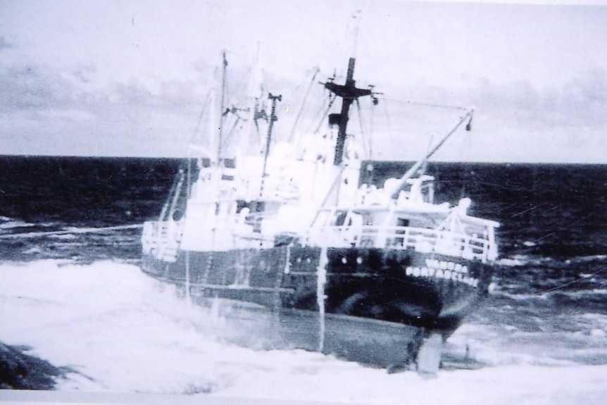 Yandra cargo ship