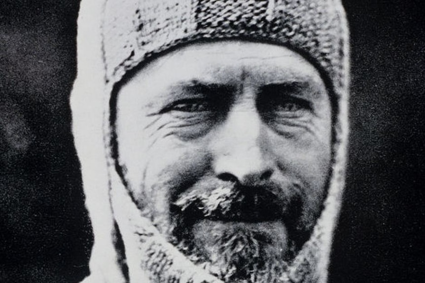 Black and white image of Sir Douglas Mawson.