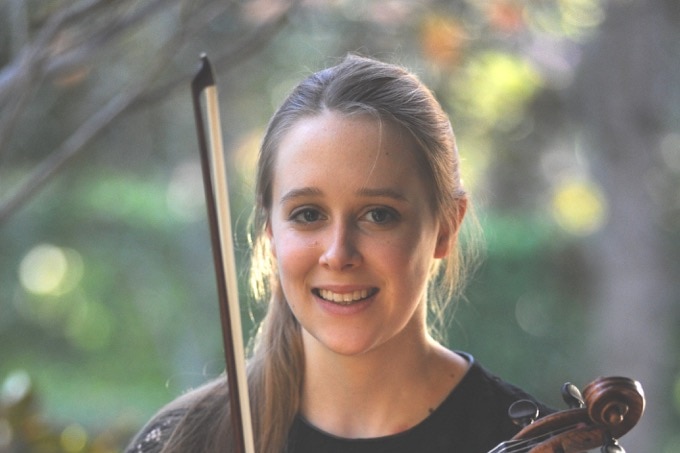Violinist Grace Clifford