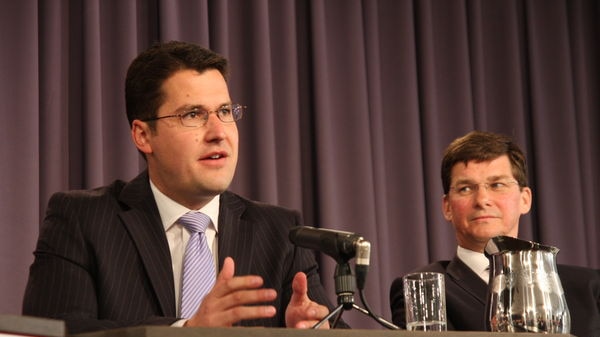 Zed Seselja accused the Government of treating Canberrans with contempt.