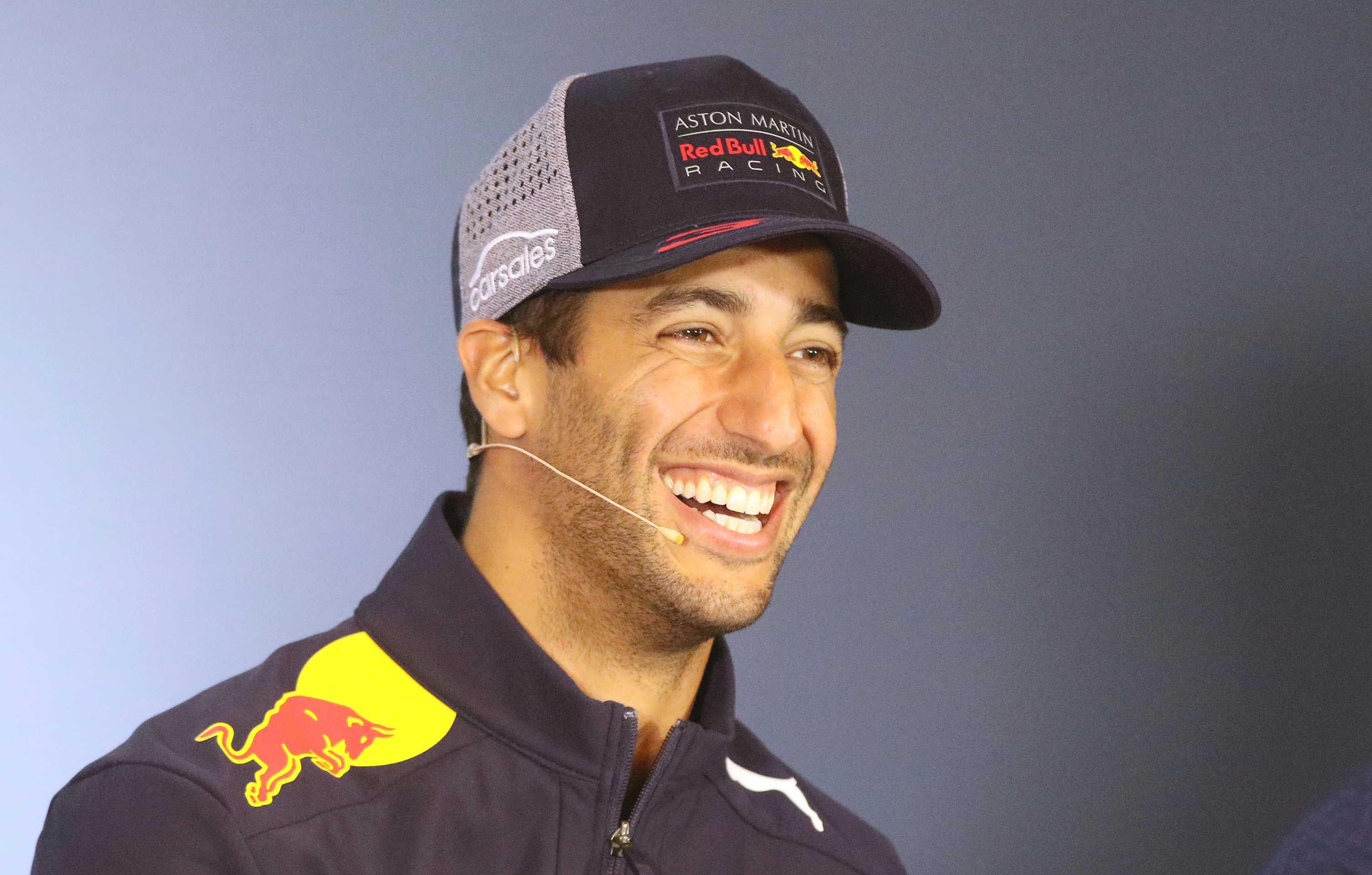 Daniel Ricciardo hints Red Bullu0027s engine switch to Honda could 