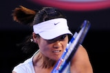 Li claims first set against Clijsters
