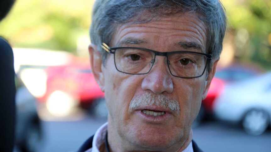 A head shot of Mike Nahan outside of State Parliament.