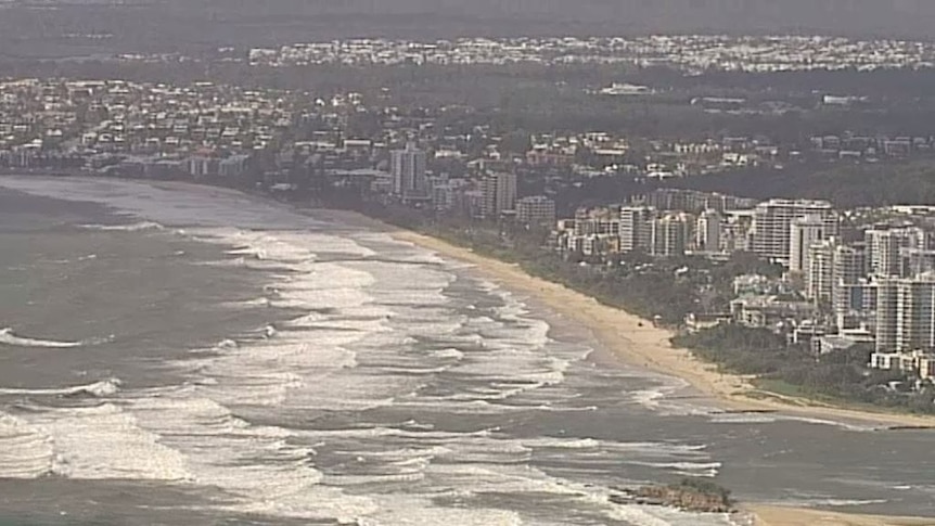 Big waves on the Sunshine Coast