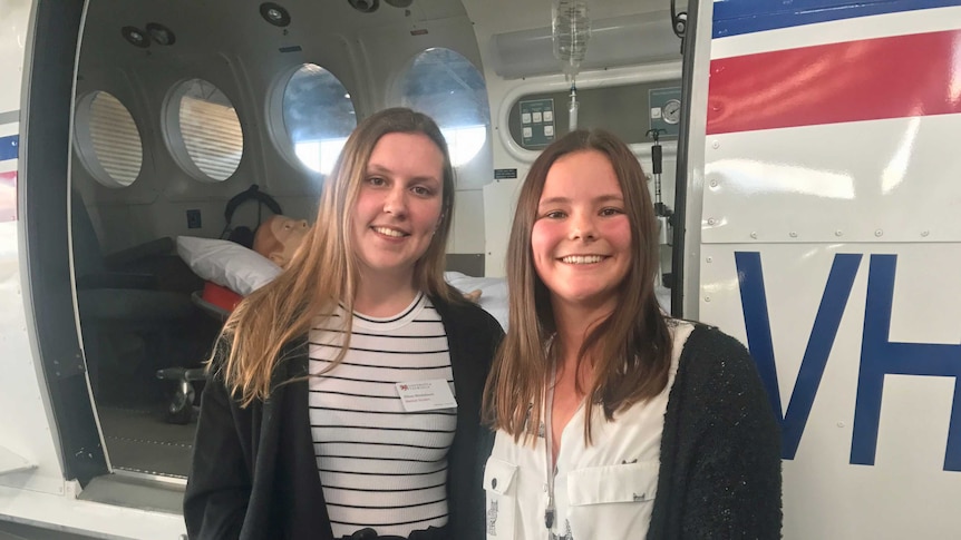 Ellena Mitchelmore (L) and Louisa Morris (R) are second year medical students
