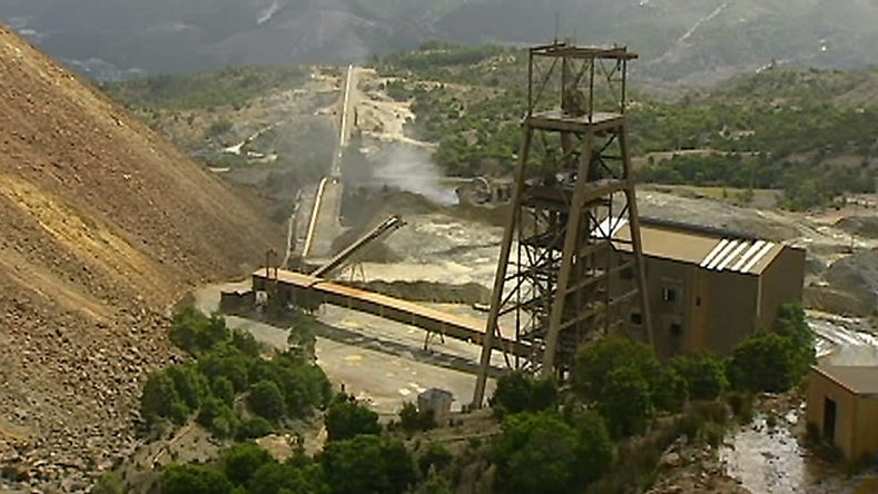 Wide shot of Mount Lyell copper mine, Queenstown, Tasmania.