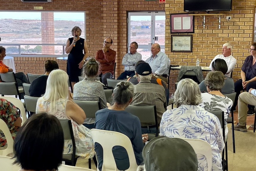 Coober Pedy residents