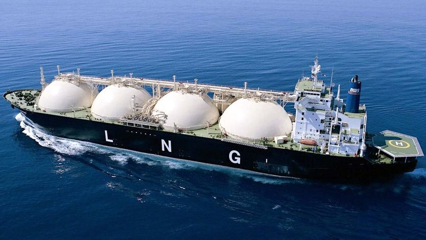 LNG tanker sails off Australia