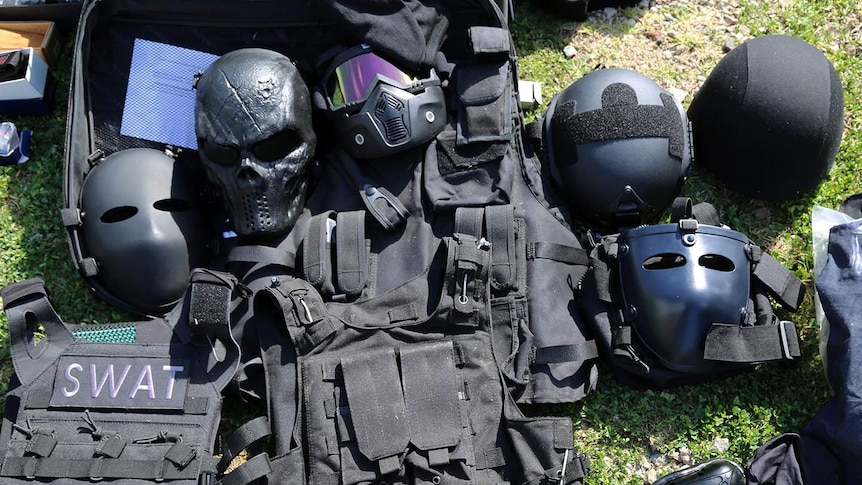 Ballistic protection vests and armoured helmets