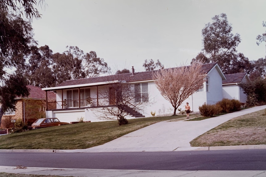 Photo d'une maison surburban.