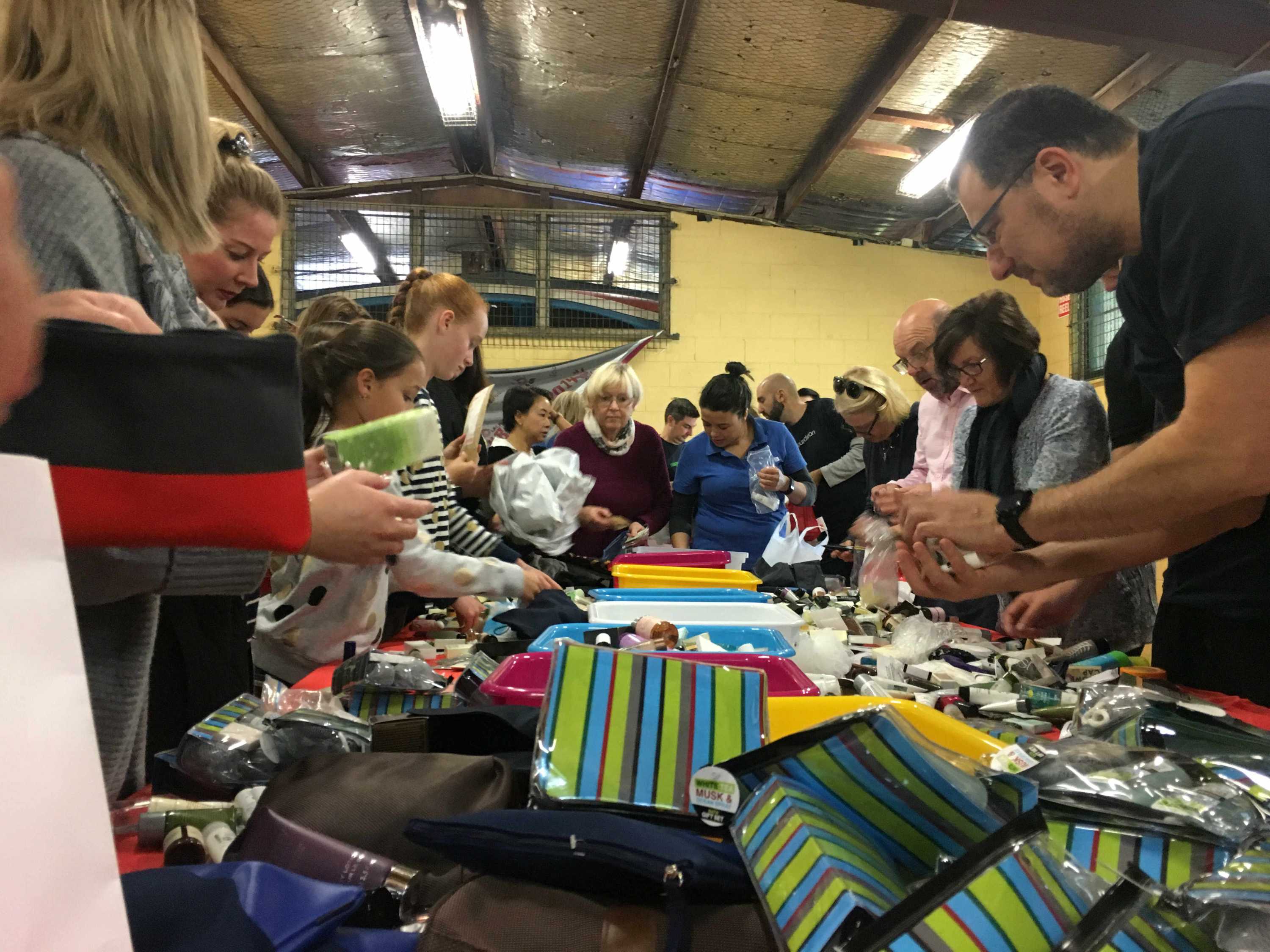 Sydney woman turns unwanted hotel toiletries into kits for the homeless