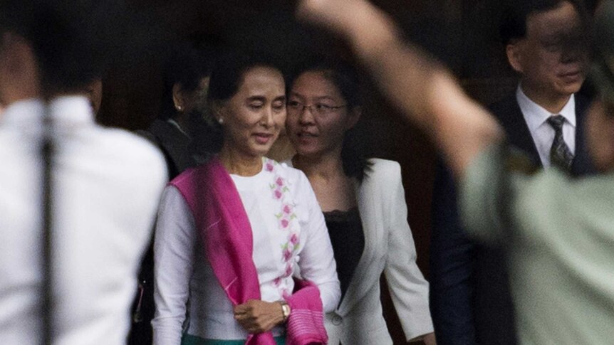 Myanmar pro-democracy leader Aung San Suu Kyi arrives in China