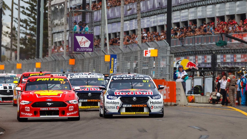 Newcastle 500 Supercars race features tight street racing